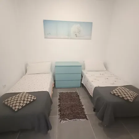 Apartamento X * 阿德耶