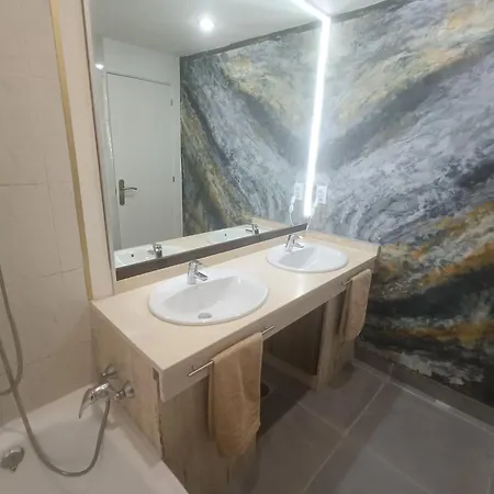 Apartamento X 阿德耶